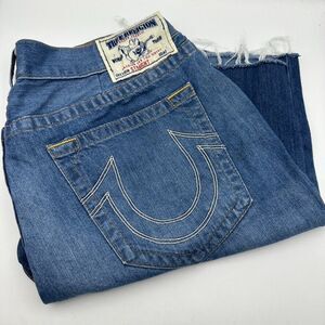 True Religion Shorts Mens Size 42 Blue CutOff Blue Cotton Denim‎ Embroidered